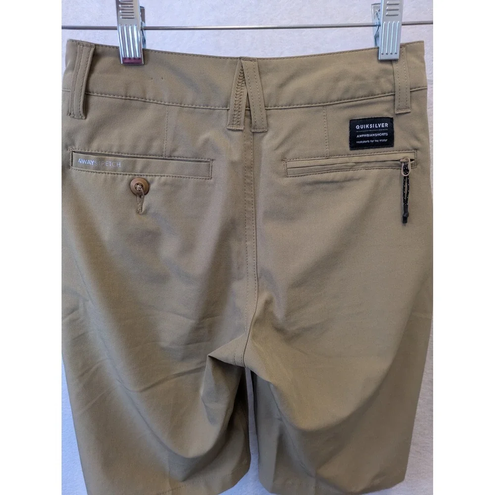 Quiksilver Amphibian Shorts Kid's 22 Khaki Tan 4-Way Stretch Hybrid Walkshorts‎